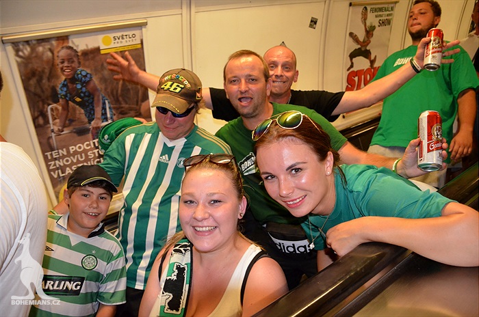 DĚNÍ NA TRIBUNÁCH: Sparta - Bohemians