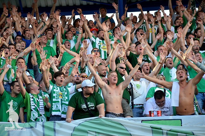 DĚNÍ NA TRIBUNÁCH: Sparta - Bohemians