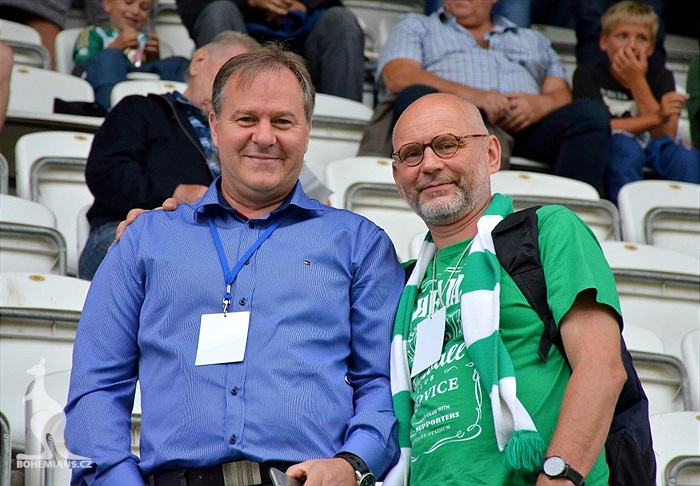 DĚNÍ NA TRIBUNÁCH: Bohemians - Hradec