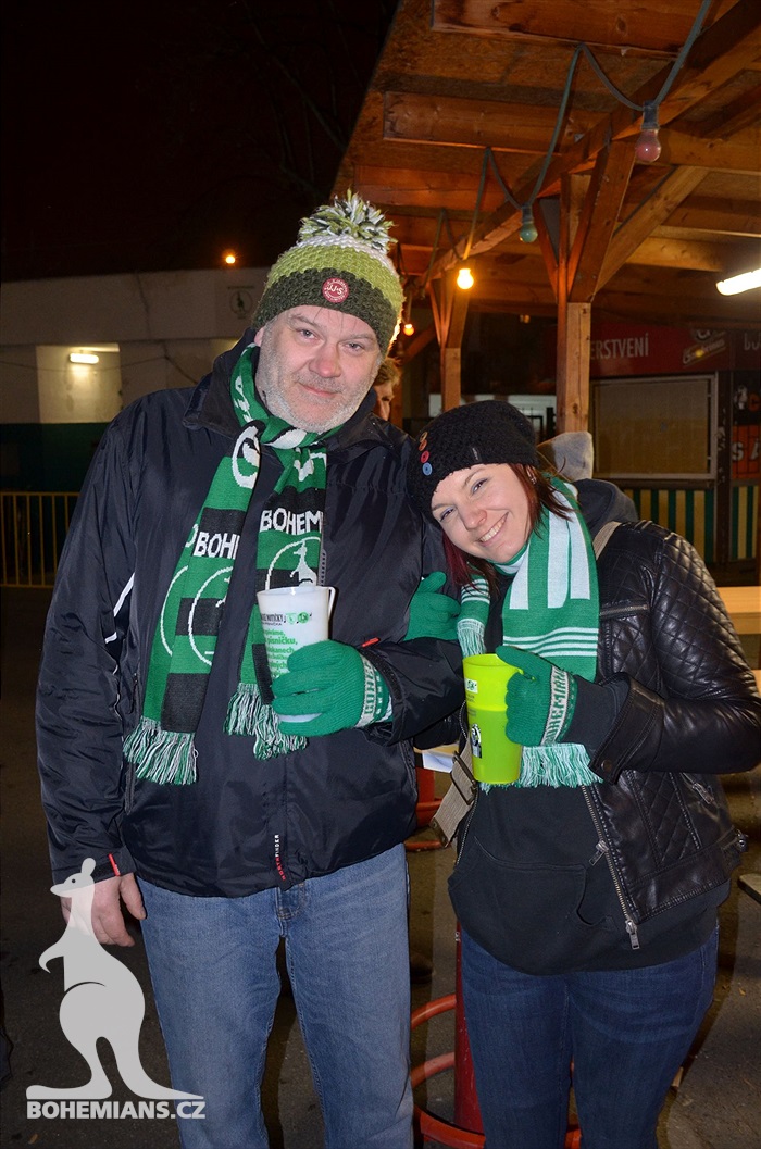 Dění na tribunách: Bohemians - Dukla