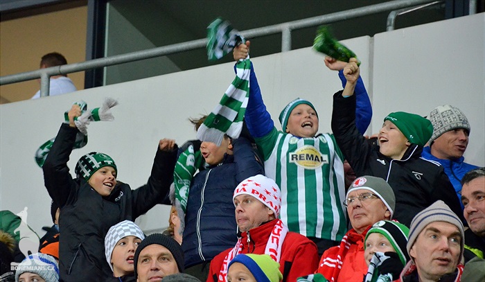 Dění na tribunách: Slavia - Bohemians