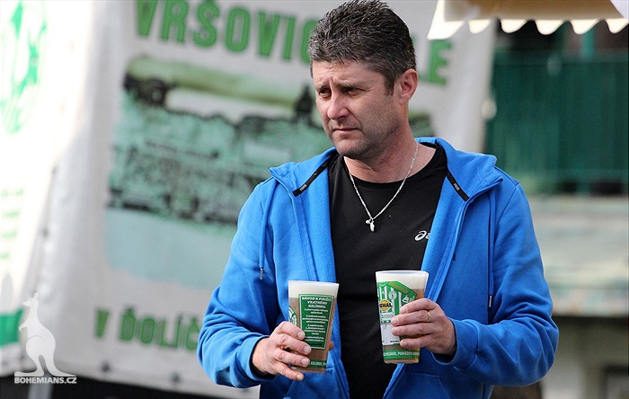 DĚNÍ NA TRIBUNÁCH: Bohemians - Slavia