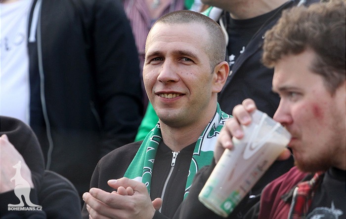DĚNÍ NA TRIBUNÁCH: Bohemians - Slavia