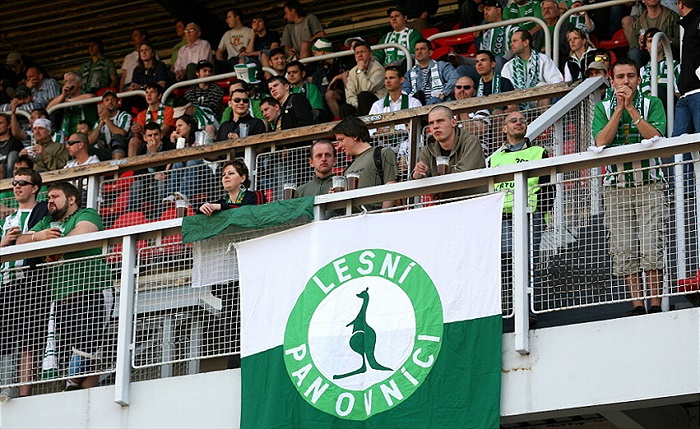 Fanoušci na Strahově.