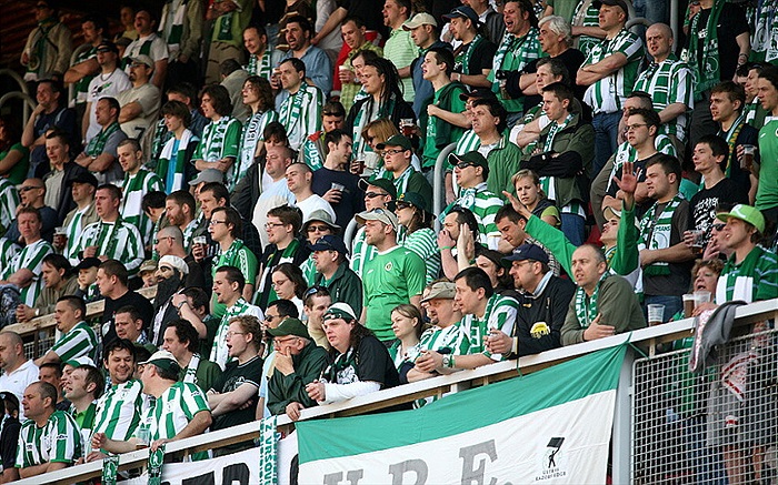 Fanoušci na Strahově.