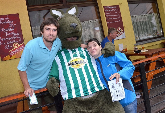 Klokan zval fanoušky ve Vršovicích na fotbal