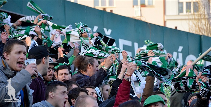 Dění na tribunách: Bohemians - Plzeň