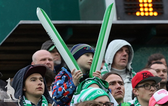 Dění na tribunách: Bohemians - Dukla