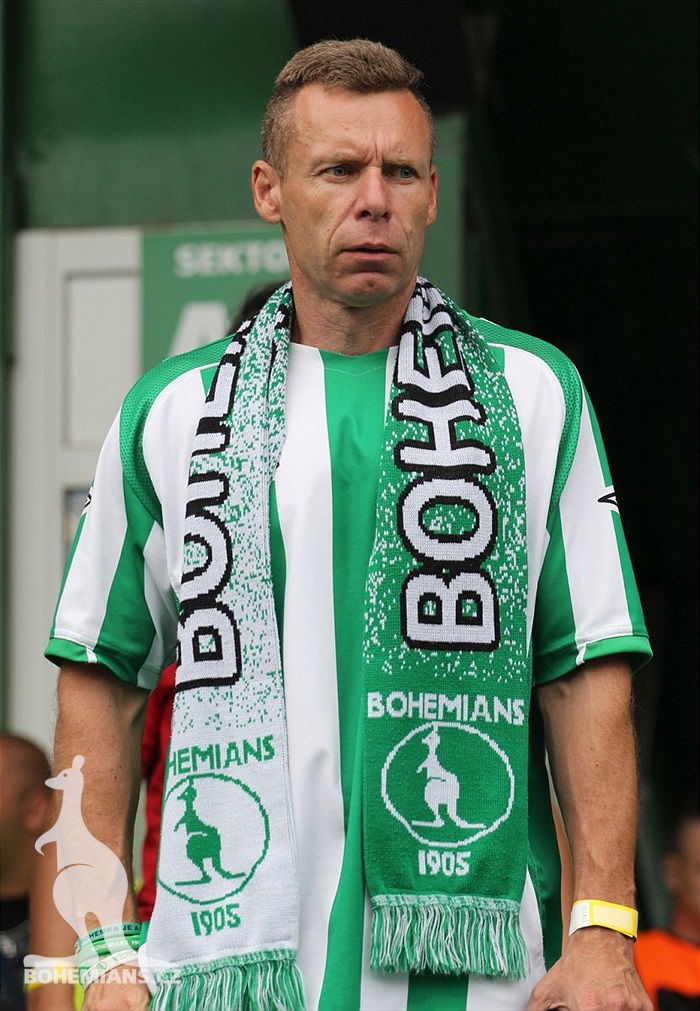 DĚNÍ NA TRIBUNÁCH: Bohemians - Slavia