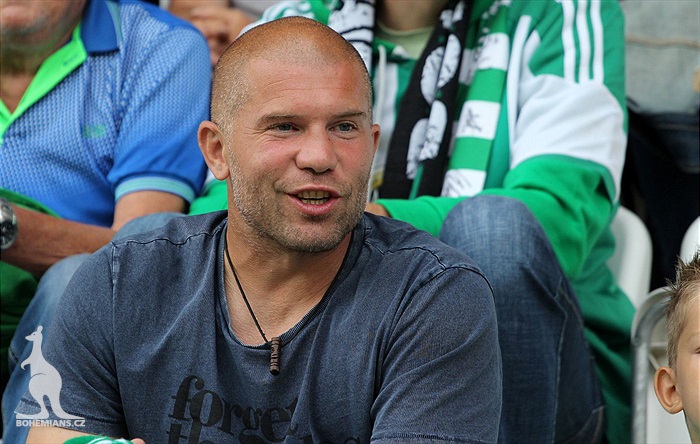 DĚNÍ NA TRIBUNÁCH: Bohemians - Slavia