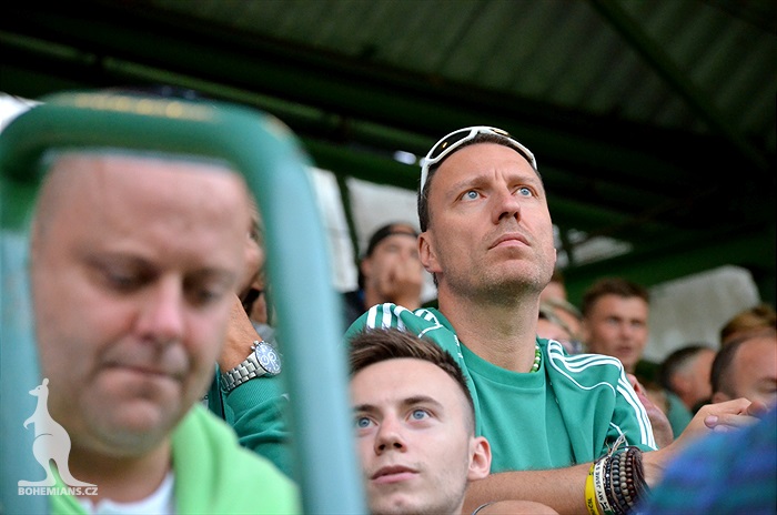 DĚNÍ NA TRIBUNÁCH: Bohemians - Slavia