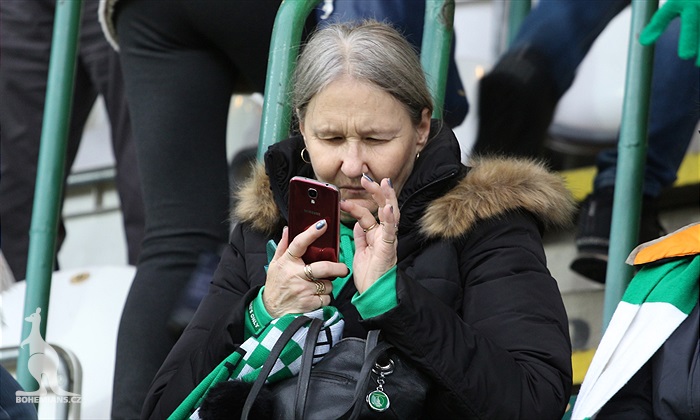 DĚNÍ NA TRIBUNÁCH: Bohemians - Teplice