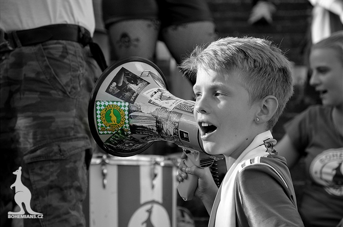 Dění na tribunách - Dětský den a utkání se Slovanem Bratislava