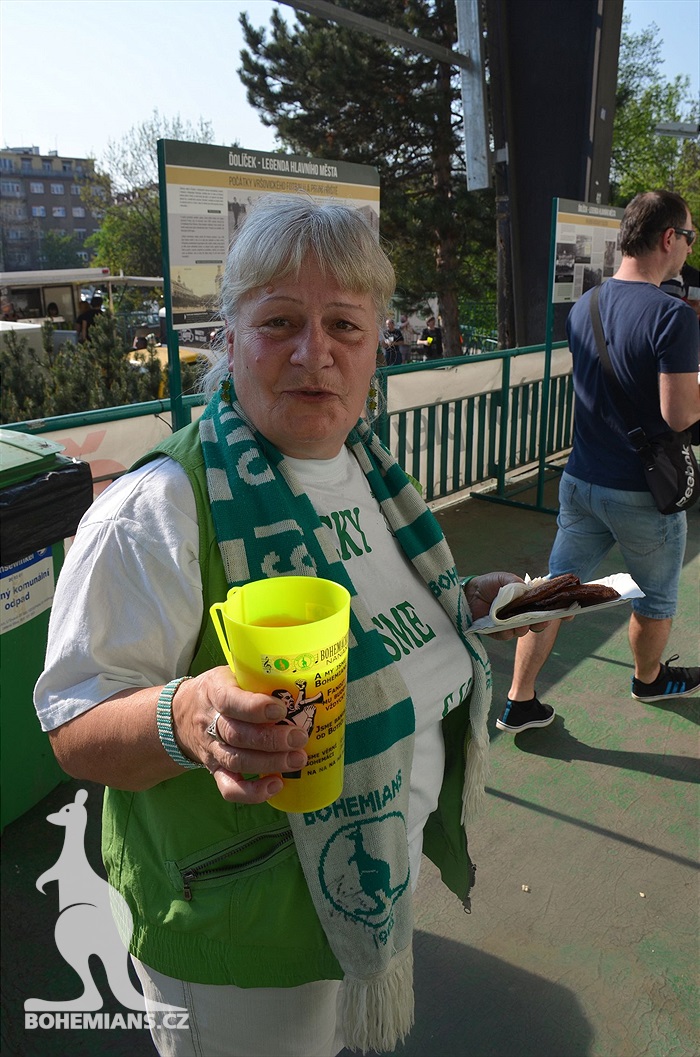 Dění na tribunách Bohemians - Jihlava 1:1