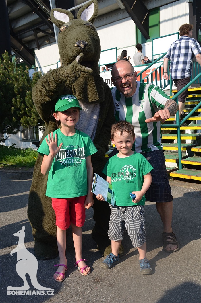 Dění na tribunách Bohemians - Jihlava 1:1