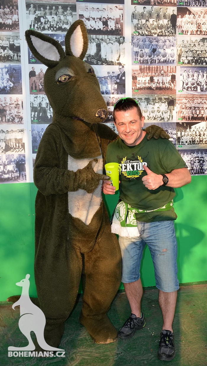 Dění na tribunách Bohemians - Jihlava 1:1