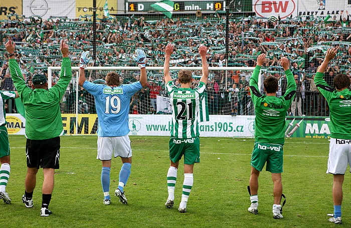 Děkovačka po utkání.