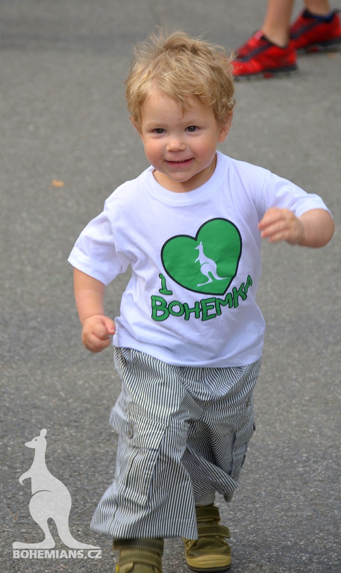 DĚNÍ NA TRIBUNÁCH: Bohemians - Pardubice