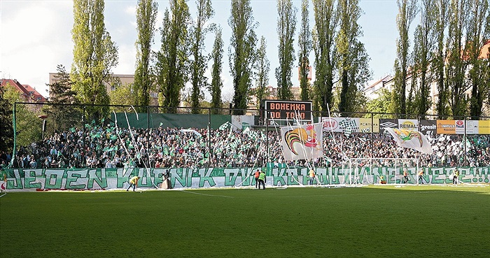 Úvodní choreografie kotle Bohemky