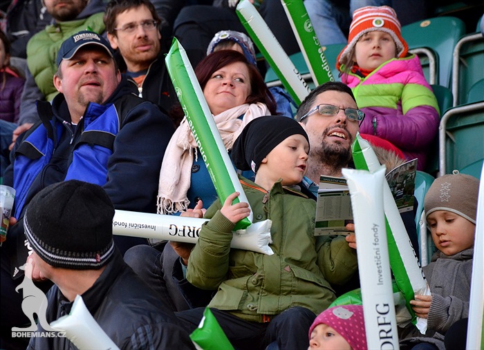 Dění na tribunách: Bohemians - Slovácko