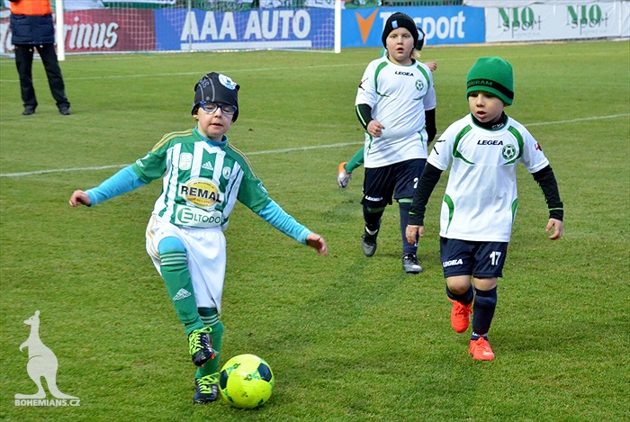Dění na tribunách: Bohemians - Slovácko
