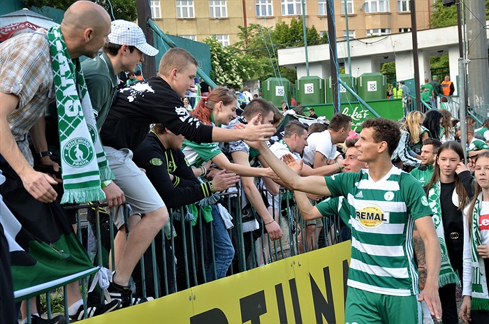 opava_nadstavbajaro_deni na tribunach 