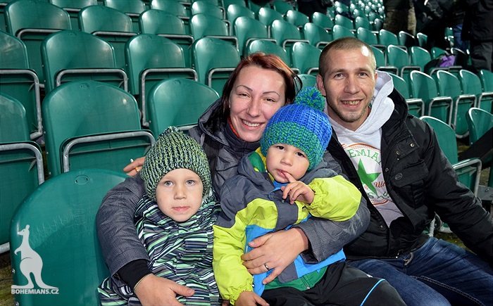 Dění na tribunách: Bohemians - Králův Dvůr