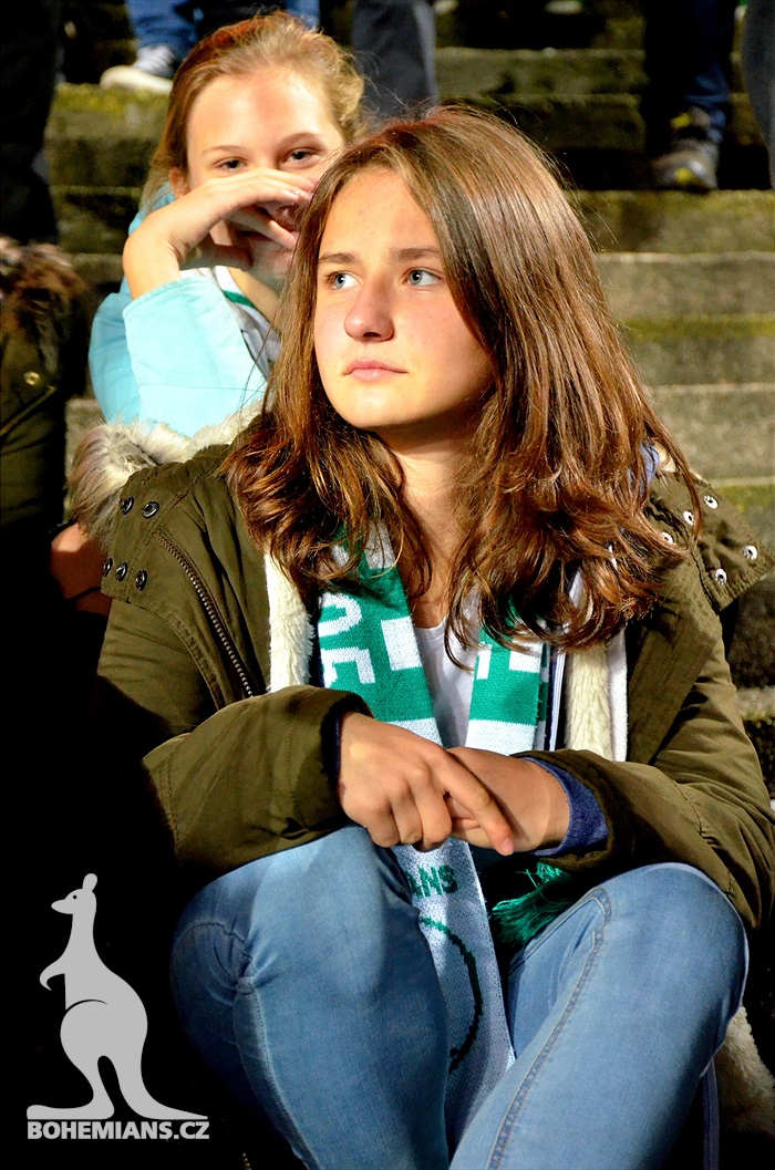 Dění na tribunách: Bohemians - Králův Dvůr