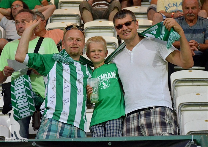 DĚNÍ NA TRIBUNÁCH: Bohemians - Jablonec