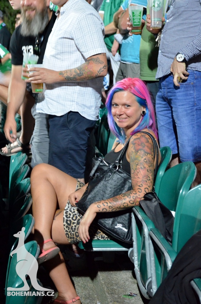 DĚNÍ NA TRIBUNÁCH: Bohemians - Jablonec