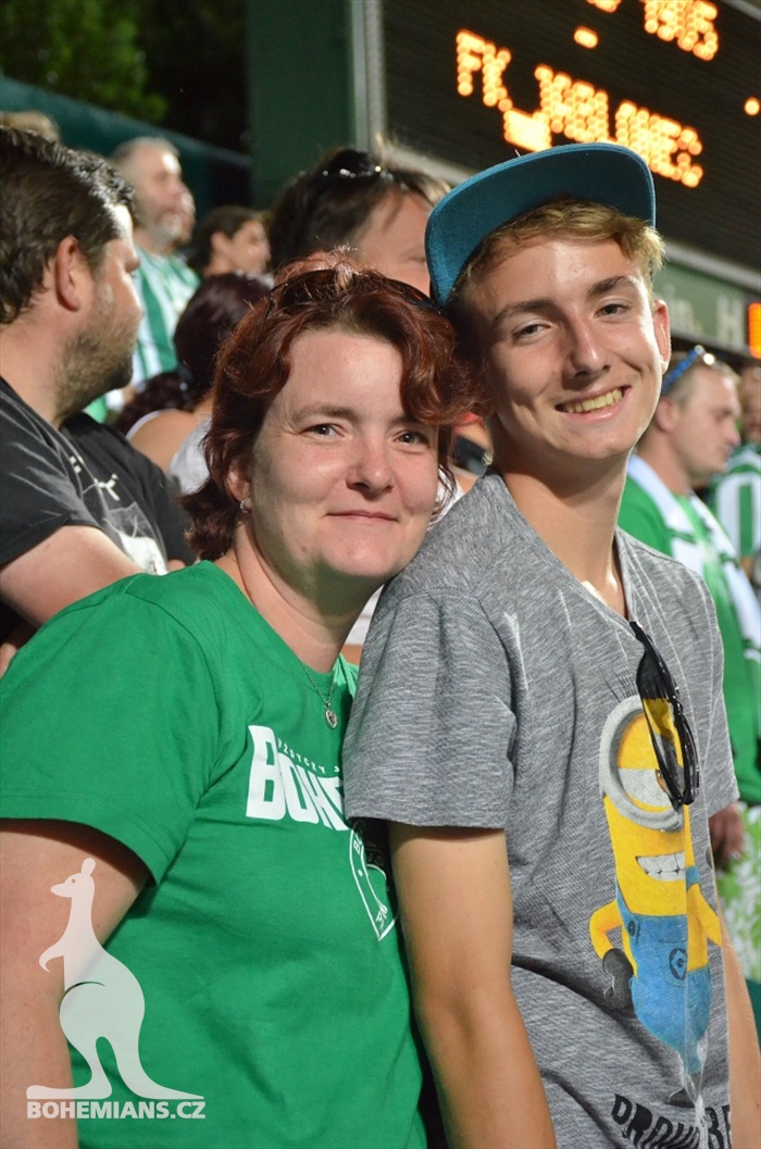 DĚNÍ NA TRIBUNÁCH: Bohemians - Jablonec