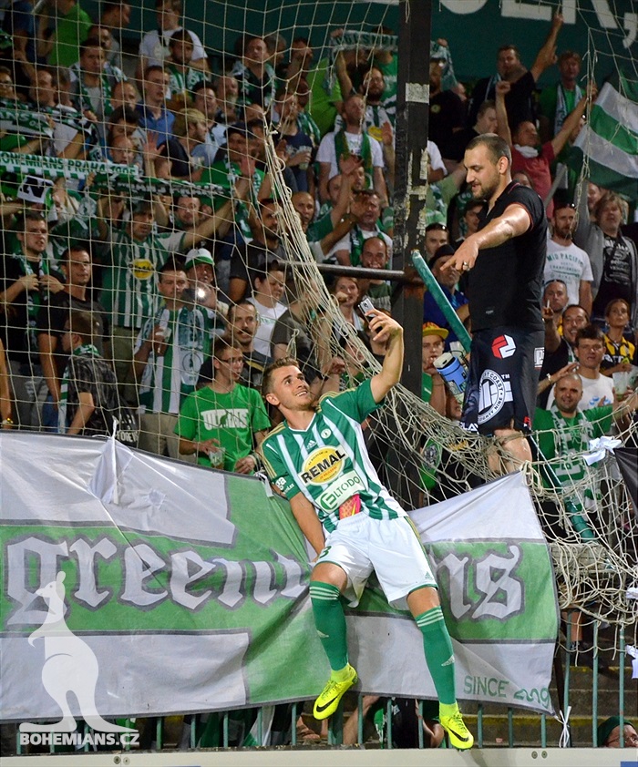 DĚNÍ NA TRIBUNÁCH: Bohemians - Jablonec