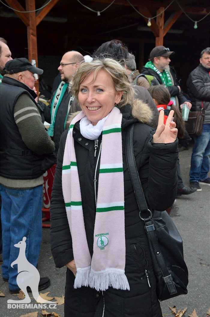 Dění na tribunách: Bohemians - Zlín