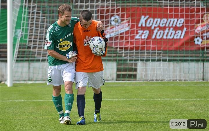 Bohemka soupeře ze 4. třídy nešetřila