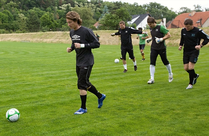 Příprava začala, přicházejí první hráči