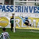 Brankář Sňozík letí marně. Bohemka prohrává 0:1.