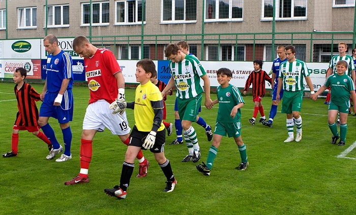 Už jdou koně, naše koně...