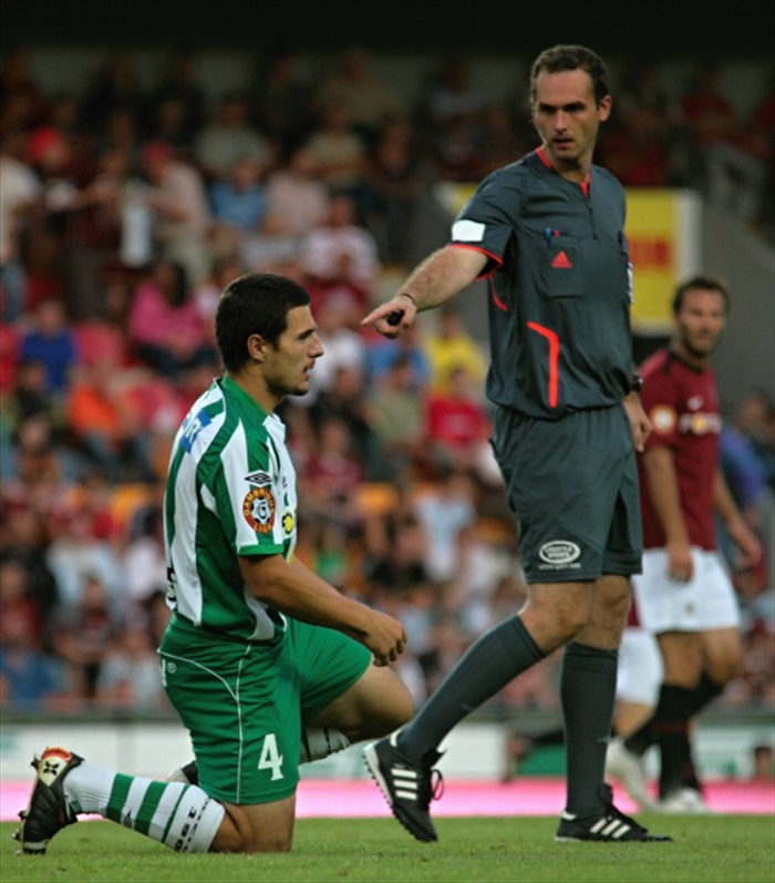 Sudí Kovařík byl na Bohemku hodně přísný.