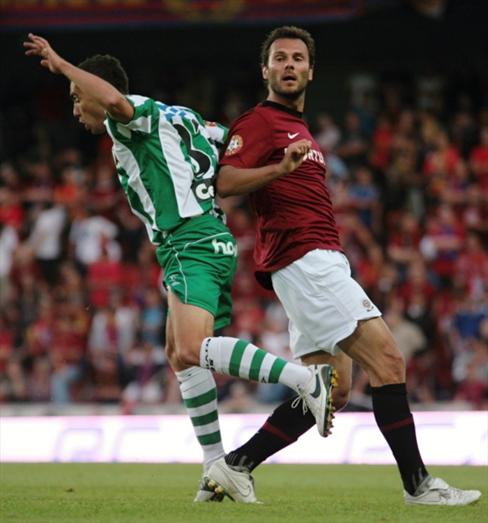 Dian dopadá po souboji s Bergrem, při dopadu si pohmoždí kotník.