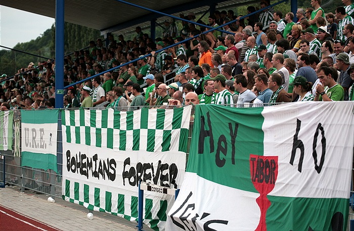 Kotel fanoušků Bohemky.