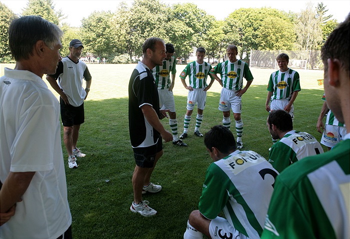 Poločasová porada.