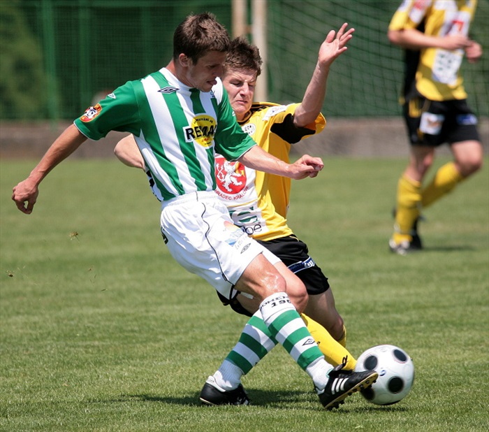 Lukáš Marek v obranném zákroku.