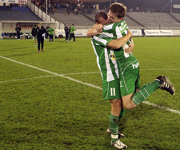 Velká radost i na hřišti - Rychlík a Róth.