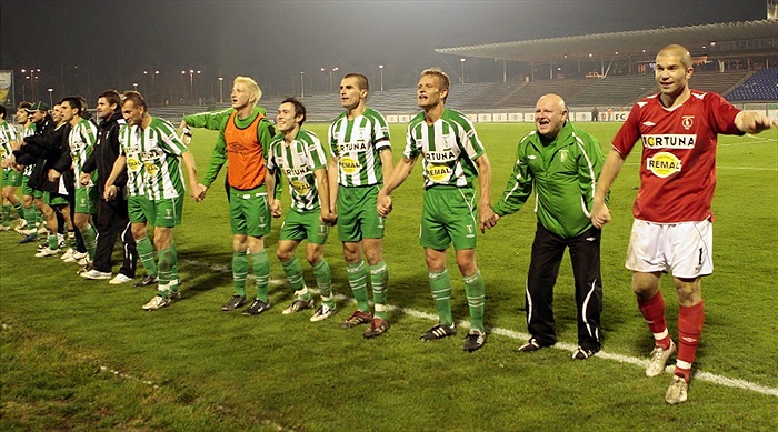 Děkovačka po utkání.