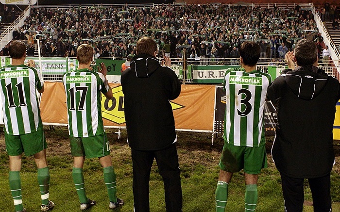 Děkovačka po utkání.