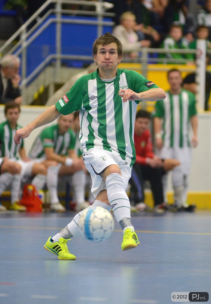 Futsal vs Fotbal 8:1 (4:0)