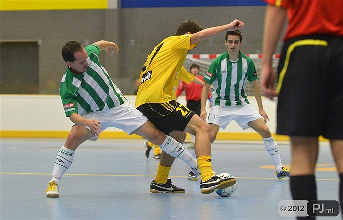 Futsal vs Fotbal 8:1 (4:0)