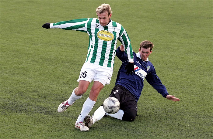 Žižkov hrál chvílemi zákeřně - za chvilku to posítí i Matůš. (foto: Sváči)
