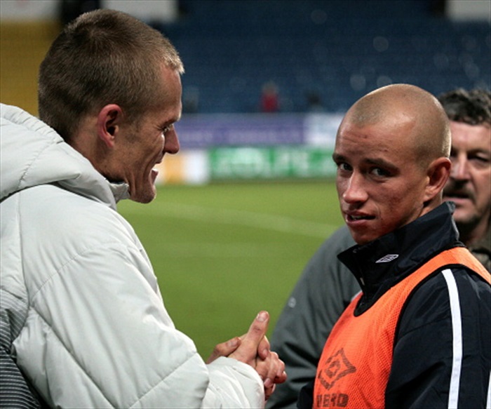 Selzák se zdraví s Pavlem Haškem.