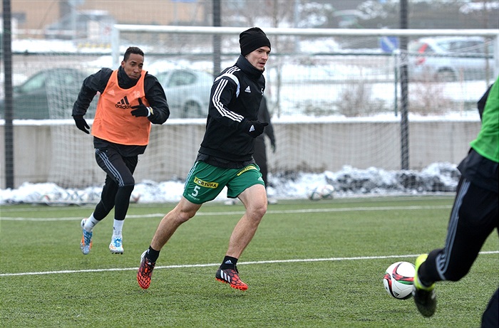 Do čtvrtečního tréninku se zapojil i Michal Švec